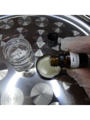 préparation d'une jar d'huile essentielle pour le nosework